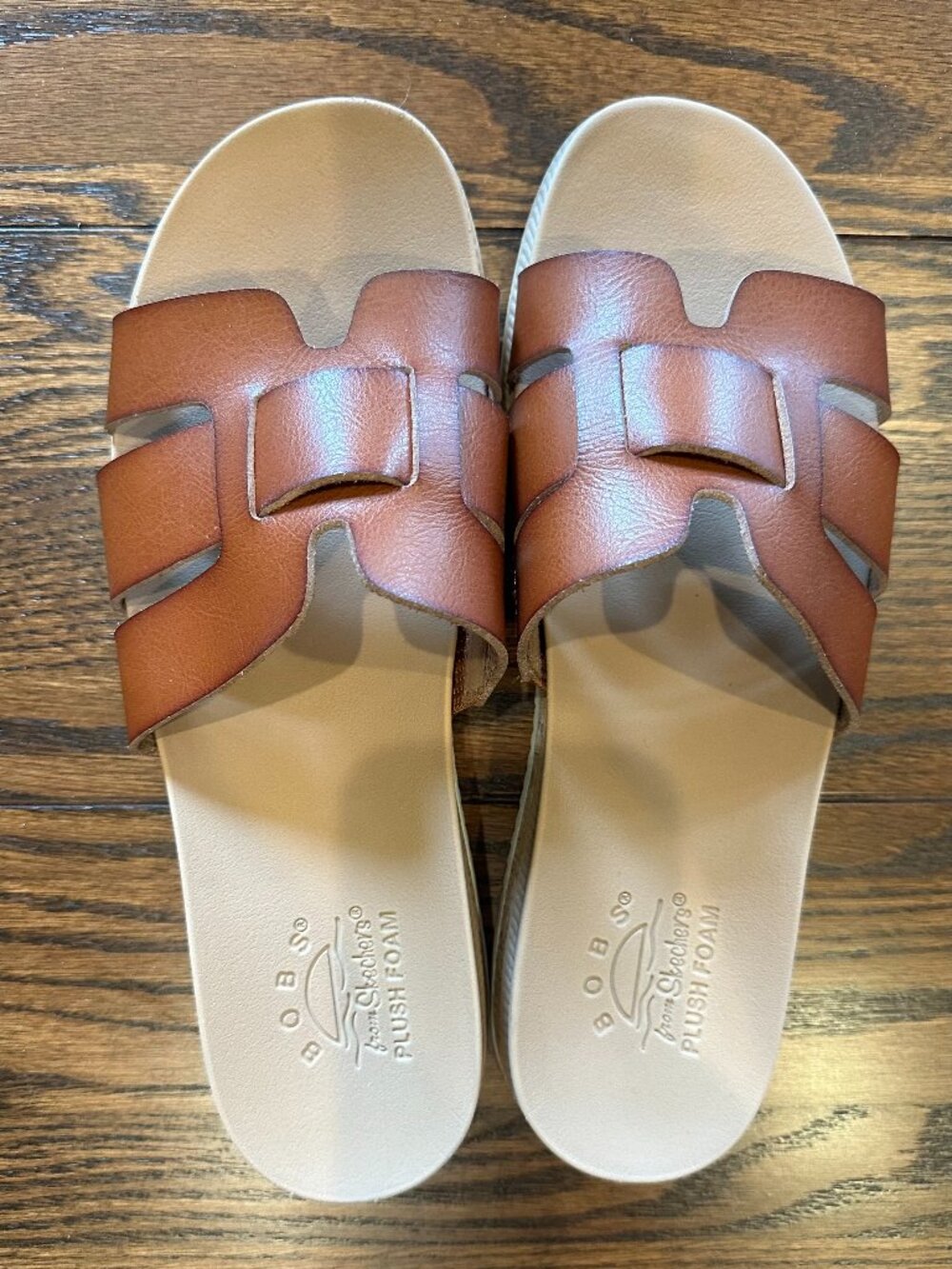 Skechers BOBS Desert Kiss Low Peak Look Sandal sz 9